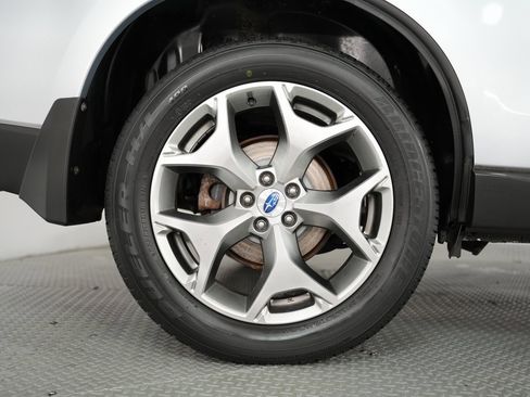 Used 2017 Subaru Forester 2.5i Touring w/ Protection Package #2 image 62