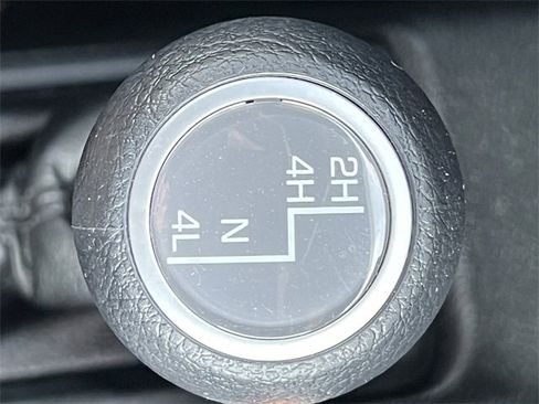 Certified 2022 Jeep Gladiator Willys image 27