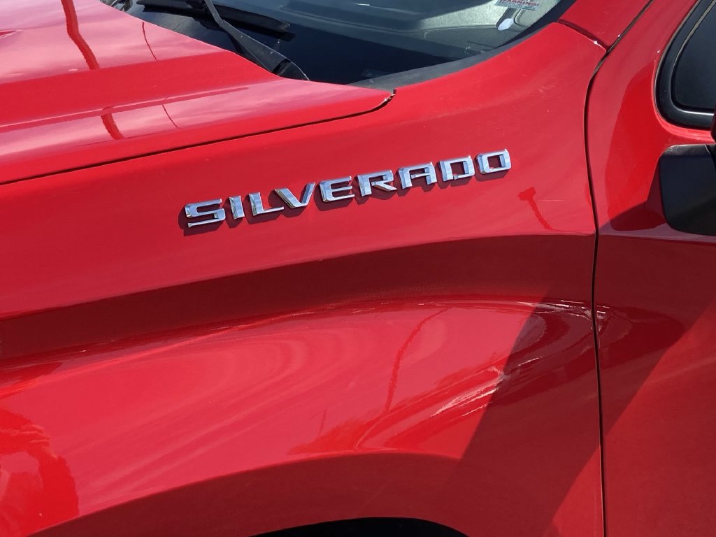 Used 2025 Chevrolet Silverado 1500 LT RWD image 27