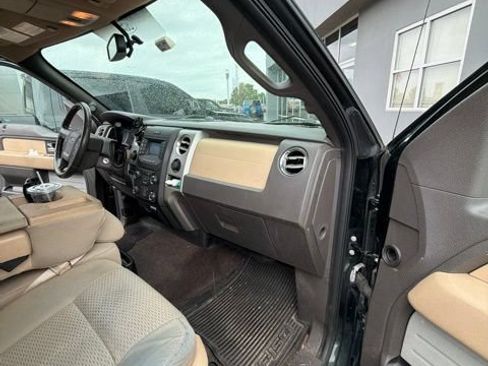 Used 2014 Ford F150 XLT w/ Equipment Group 302A Luxury AWD/4WD image 18
