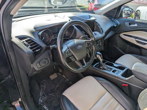 Used 2019 Ford Escape SEL FWD image 12