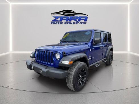 Used 2018 Jeep Wrangler Unlimited Sport image 2