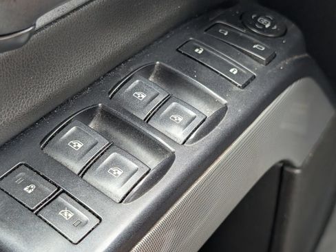Used 2018 Chevrolet Silverado 1500 LT w/ All Star Edition AWD/4WD image 13