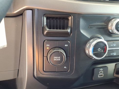 Used 2025 Ford F150 XLT w/ Equipment Group 301A Standard AWD/4WD image 13