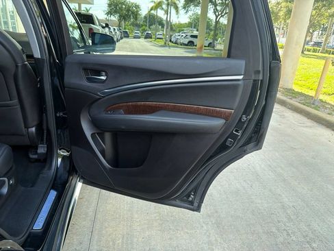 Used 2017 Acura MDX FWD image 25