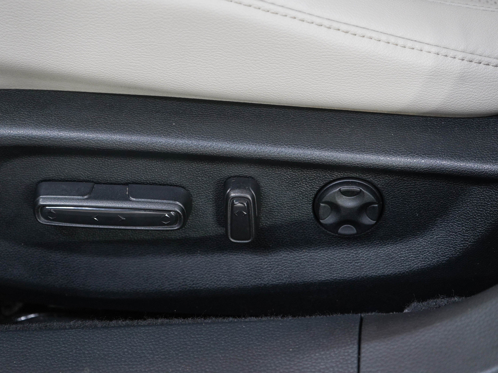 Used 2018 Honda Accord EX-L image 22