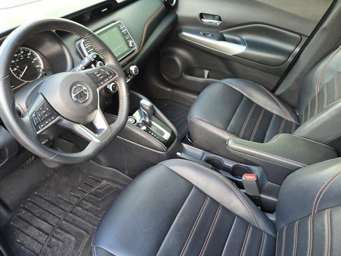 Used 2020 Nissan Kicks SR w/ SR Premium Package FWD image 9