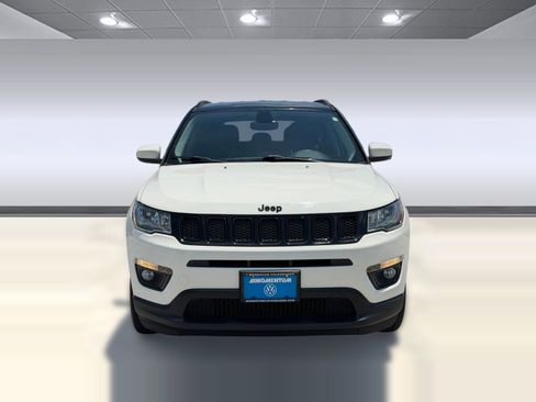 Used 2018 Jeep Compass Latitude FWD image 6
