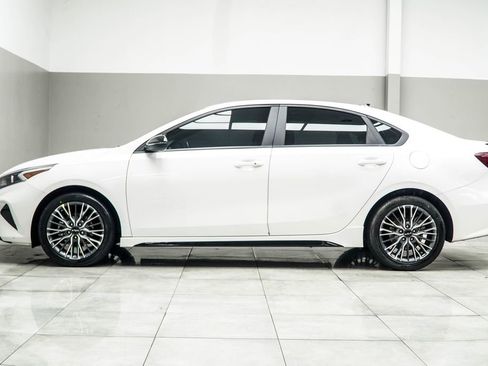 Used 2024 Kia Forte GT-Line w/ GT-Line Premium Package FWD image 9
