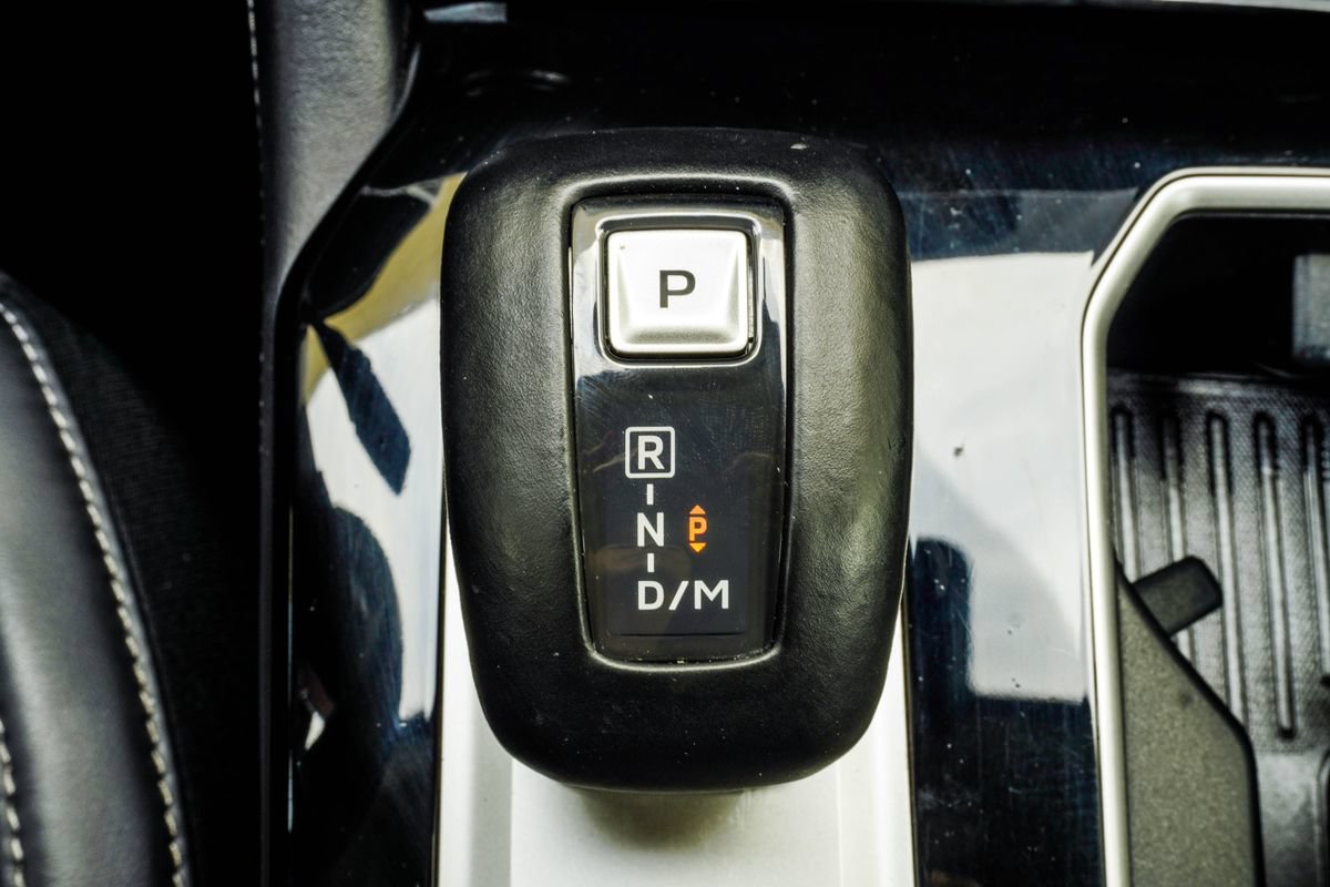 Used 2025 Mitsubishi Outlander SE AWD/4WD image 24