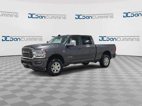 Used 2024 RAM 2500 Laramie AWD/4WD image 4