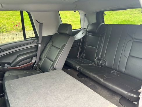 Used 2016 GMC Yukon SLT AWD/4WD image 11