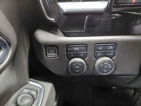 Certified 2023 Chevrolet Silverado 1500 LTZ w/ LTZ Convenience Package II image 39