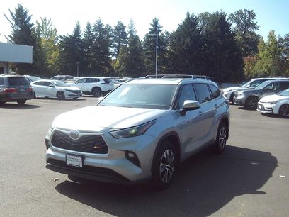 Used 2022 Toyota Highlander XLE