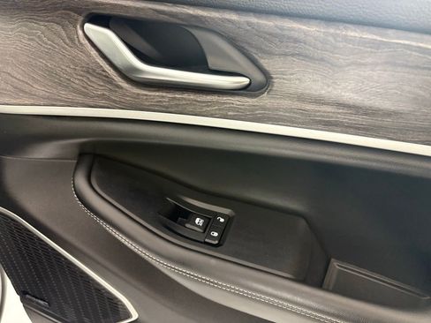 Used 2022 Jeep Grand Cherokee Limited 4xe w/ Luxury Tech Group II image 13