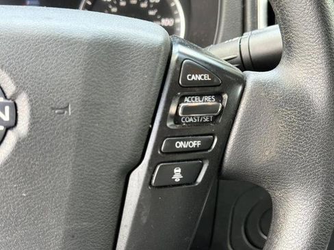 Certified 2025 Nissan Frontier SV RWD image 10
