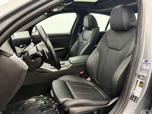 Used 2024 BMW 330i xDrive Sedan w/ Convenience Package image 10
