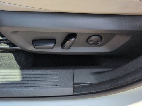 Used 2021 Nissan Rogue SL FWD image 21