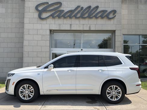 Used 2022 Cadillac XT6 Luxury FWD image 10