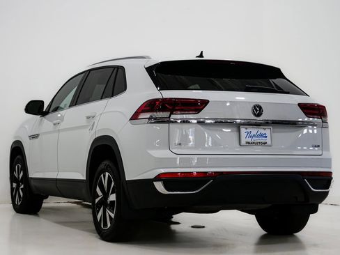 Used 2021 Volkswagen Atlas Cross Sport SE image 8