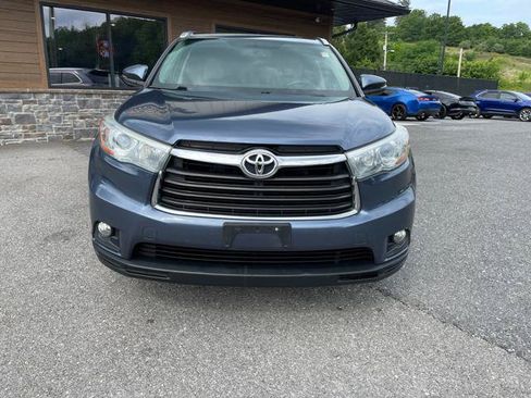 Used 2015 Toyota Highlander XLE AWD/4WD image 12