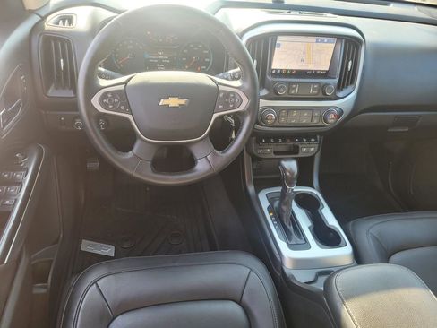 Used 2022 Chevrolet Colorado ZR2 w/ ZR2 Dusk Special Edition AWD/4WD image 15