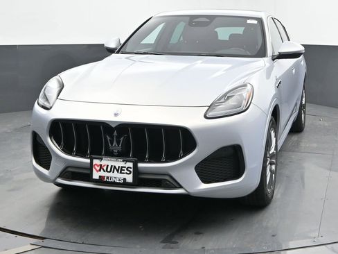 Used 2024 Maserati Grecale GT image 4