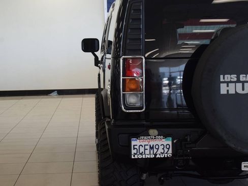Used 2003 HUMMER H2 w/ Preferred Equipment Group AWD/4WD image 16