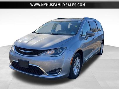 Used 2018 Chrysler Pacifica Touring-L Plus