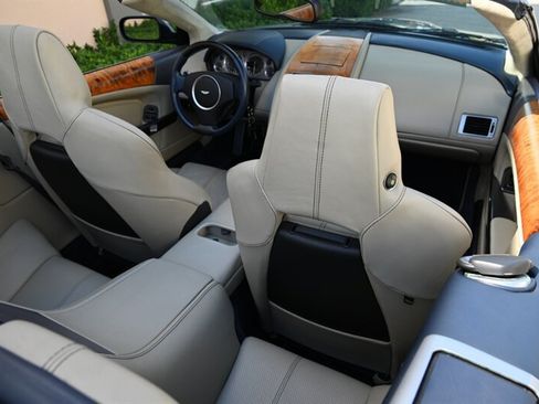 Used 2007 Aston Martin DB9 Volante RWD image 32
