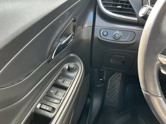 Used 2020 Buick Encore Preferred FWD image 24