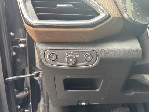 Used 2022 Chevrolet TrailBlazer ACTIV AWD/4WD image 21