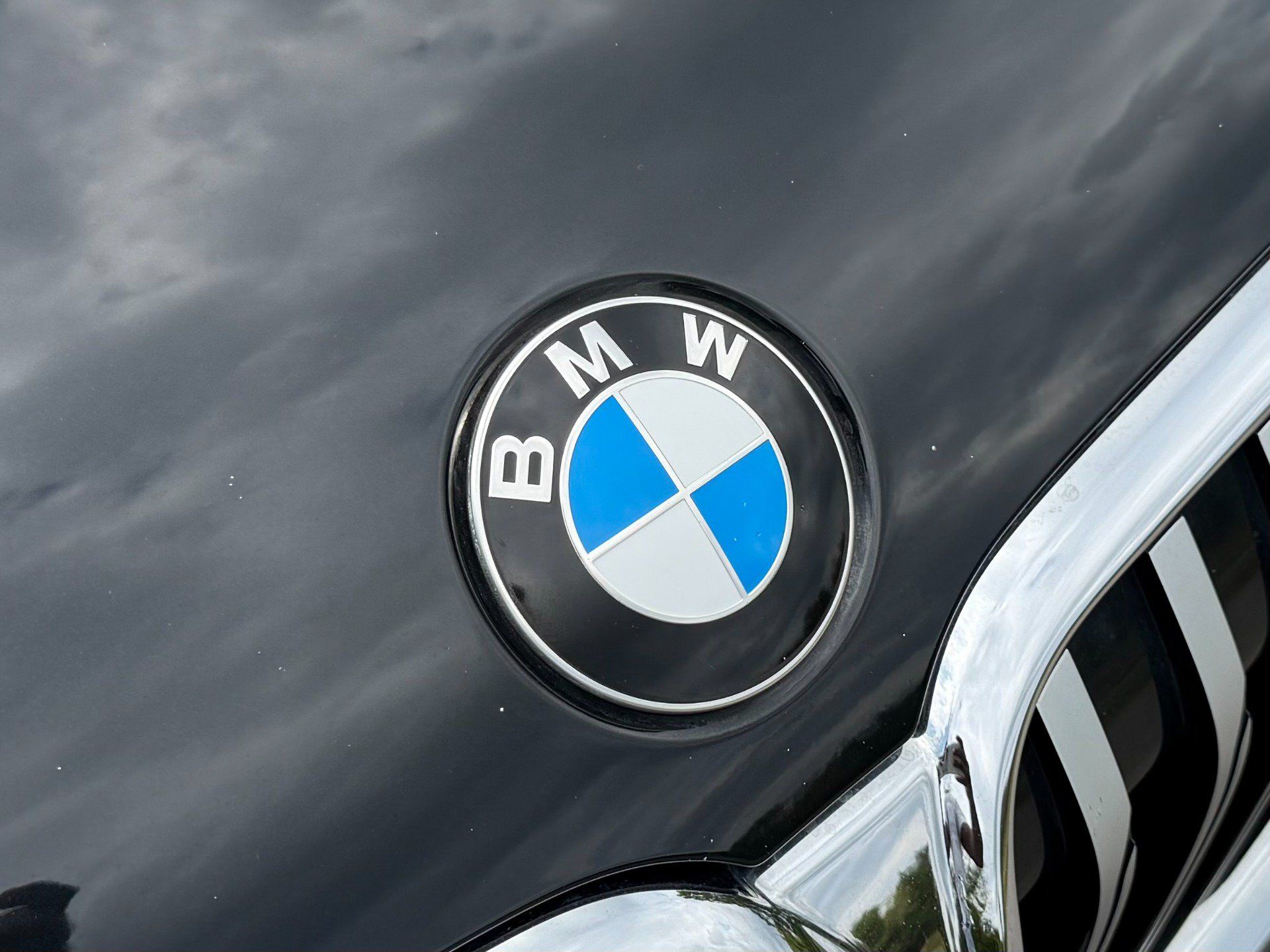 Used 2021 BMW 740i RWD image 16