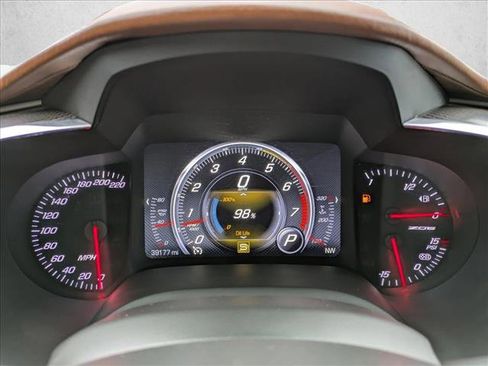 Used 2015 Chevrolet Corvette Z06 w/ 3LZ Preferred Equipment Group image 10