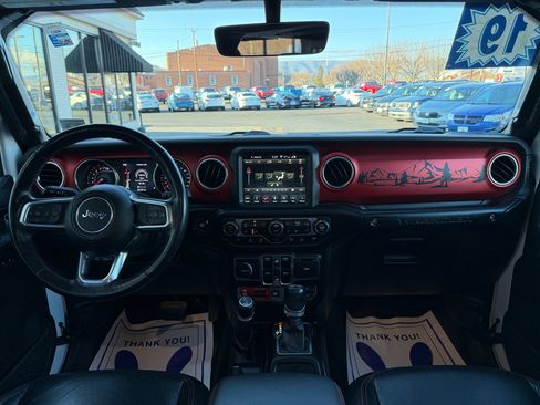 Used 2019 Jeep Wrangler Unlimited Rubicon w/ Dual Top Group image 15