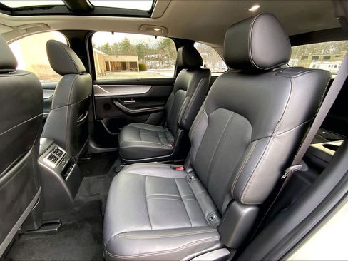 Used 2024 MAZDA CX-90 Plug-In Hybrid w/ Premium Pkg image 21