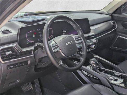 Used 2023 Kia Telluride S w/ S Sunroof Package FWD image 10