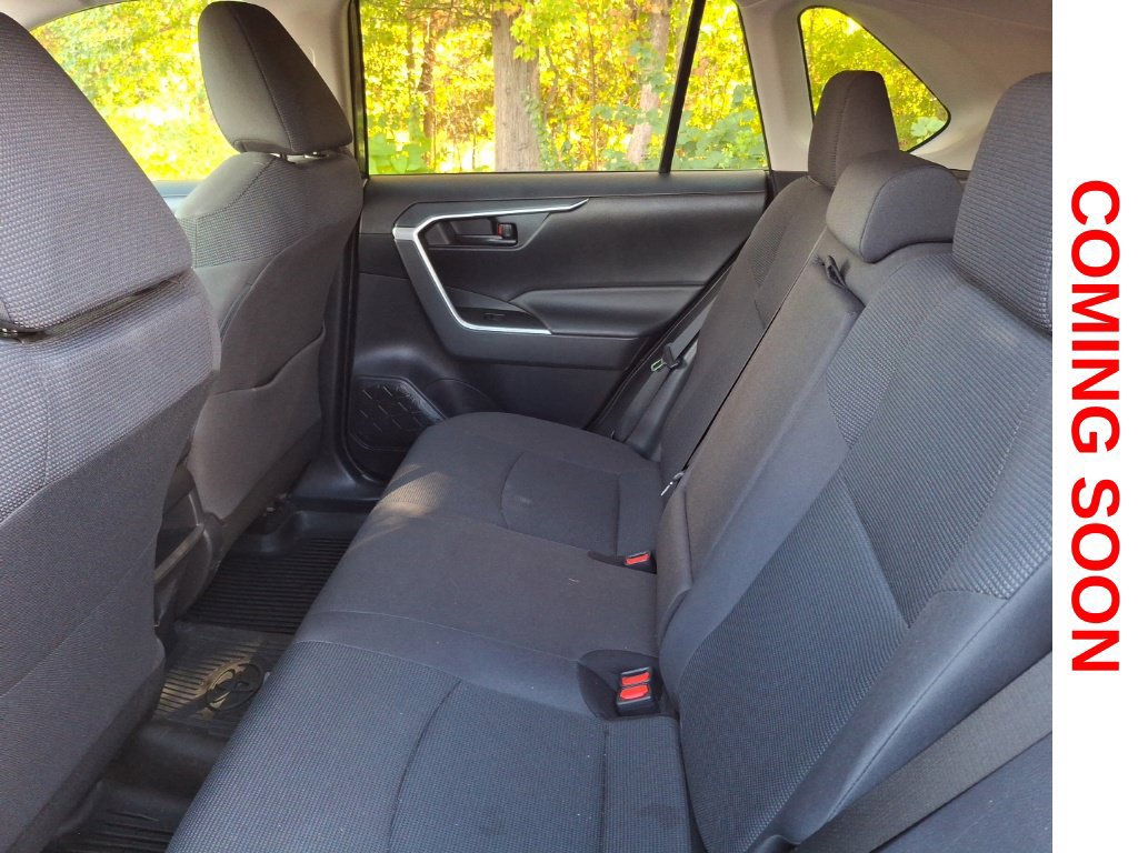 Used 2019 Toyota RAV4 LE w/ All Weather Liner Package AWD/4WD image 10