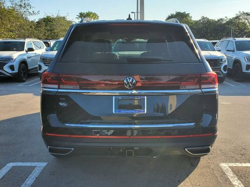 New 2026 Volkswagen Atlas SE FWD image 4