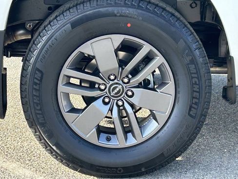 New 2026 Nissan Frontier SV w/ SV Convenience Package image 7