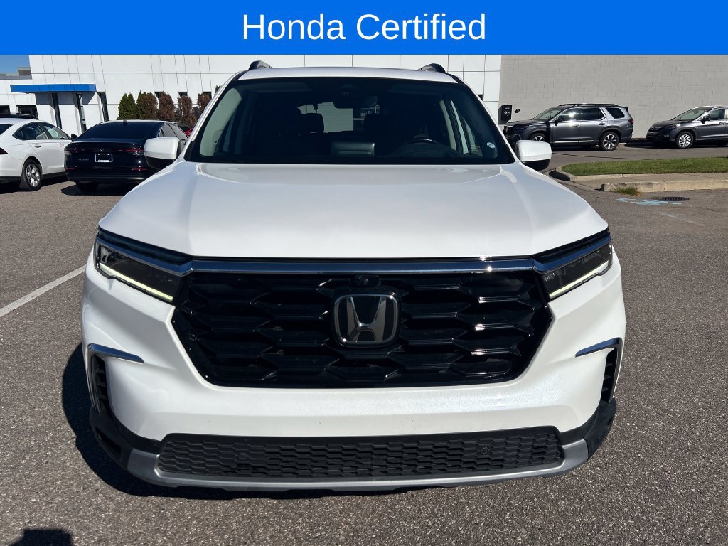 Used 2023 Honda Pilot Elite image 3