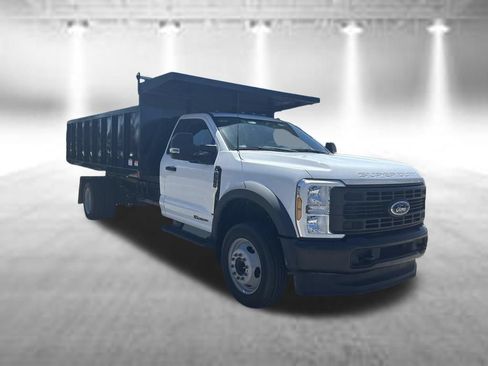 Used 2024 Ford F550 2WD Regular Cab Super Duty image 2