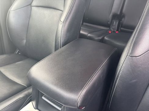 Used 2023 Toyota 4Runner Limited AWD/4WD image 37