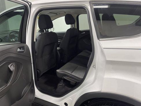 Used 2015 Ford Escape SE AWD/4WD image 18
