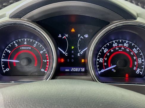 Used 2013 Toyota Highlander Limited AWD/4WD image 12
