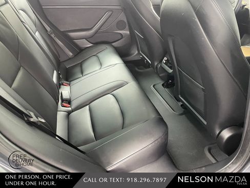 Used 2023 Tesla Model 3 Standard Range image 36