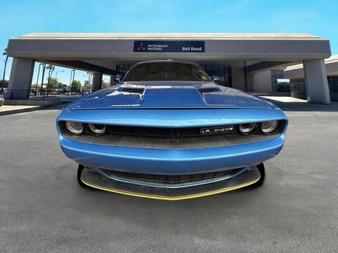 Used 2016 Dodge Challenger R/T w/ Driver Convenience Group RWD image 2