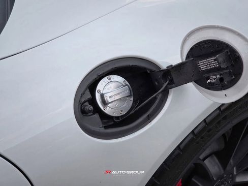 Used 2018 Porsche 911 GT3 image 12