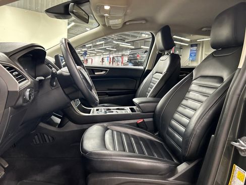 Certified 2024 Ford Edge SEL w/ Convenience Package AWD/4WD image 6