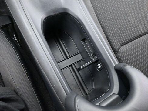 Used 2019 Honda HR-V Sport image 19